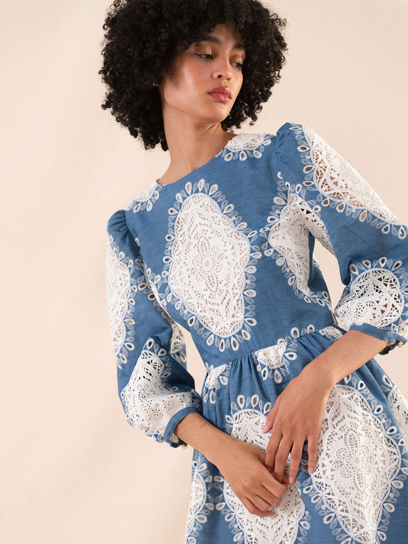 Constance Broderie Anglaise Midi Dress - Lace/denim media 5