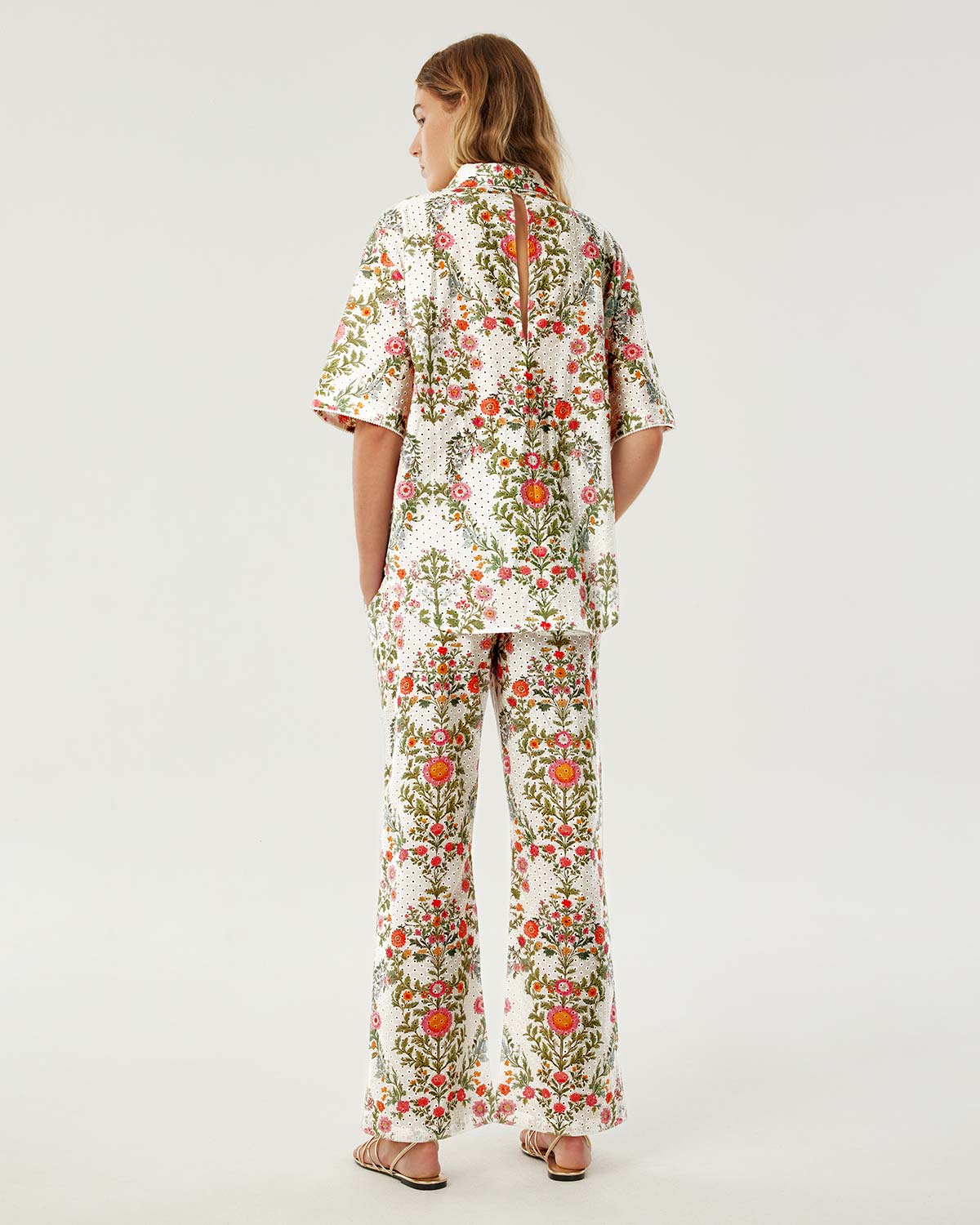 Akari Broderie Anglaise Top - Botanic Eden media 3